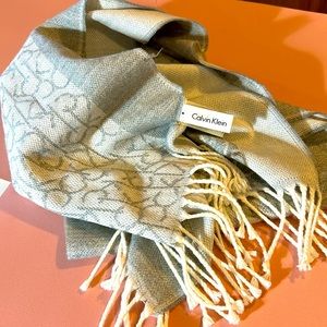 Brand new ,Calvin Klein,gray and white,scarf